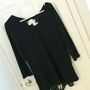 Cute black top with fun back from Stitch Fix! Sz M